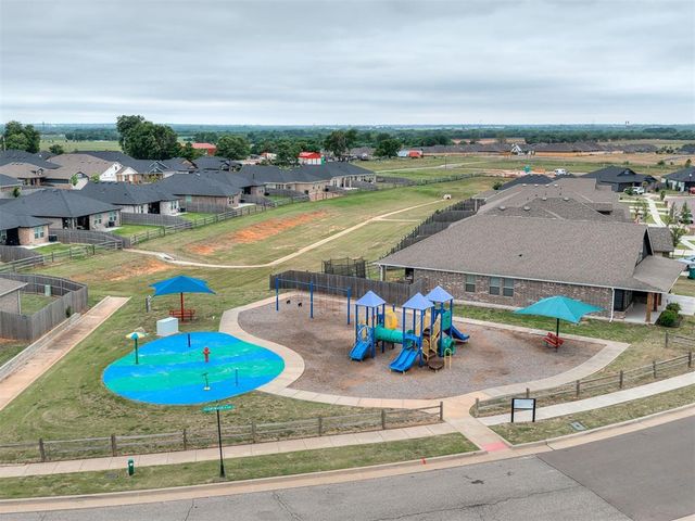 1237 SW 162nd Street, Moore, OK 73170