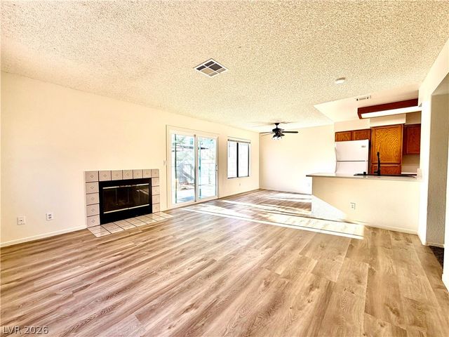 2063 Waverly Circle, Henderson, NV 89014