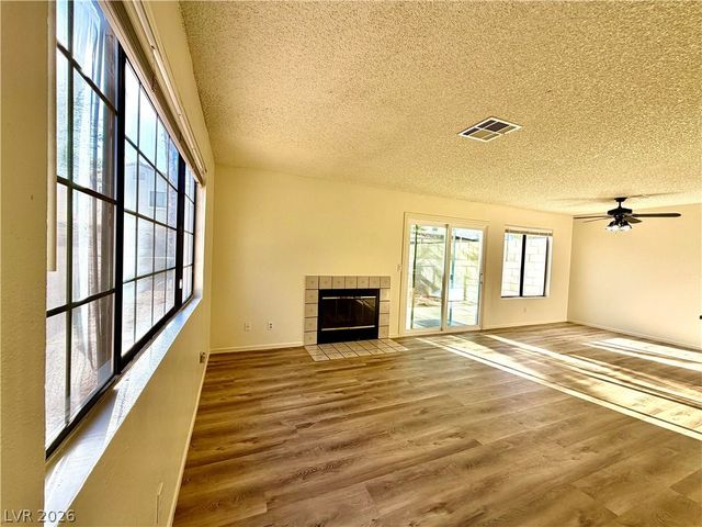 2063 Waverly Circle, Henderson, NV 89014