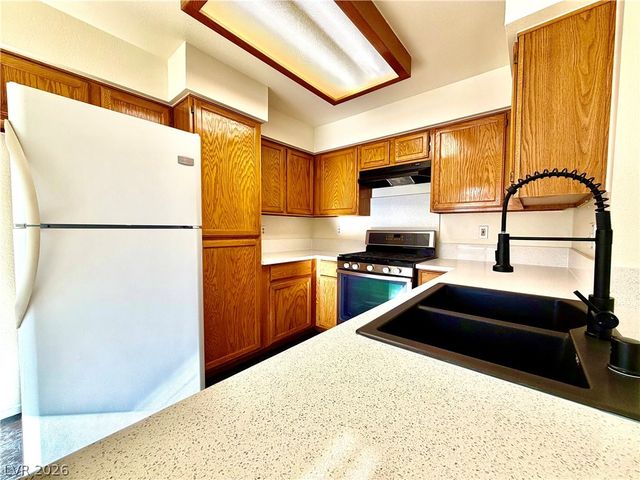 2063 Waverly Circle, Henderson, NV 89014