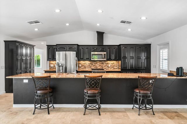 2898 N Sunrise Way, Palm Springs, CA 92262