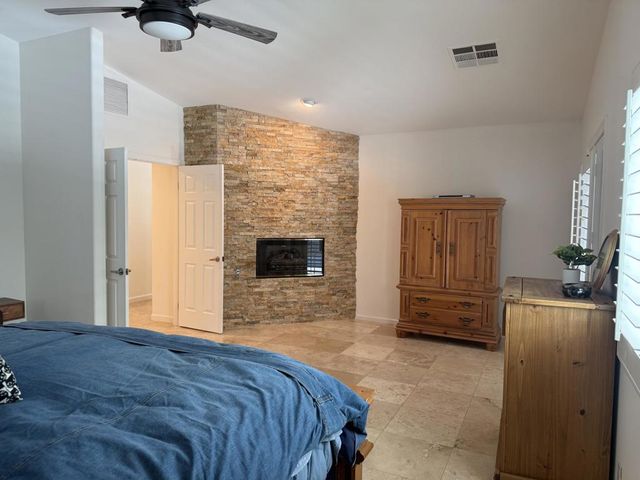 2898 N Sunrise Way, Palm Springs, CA 92262