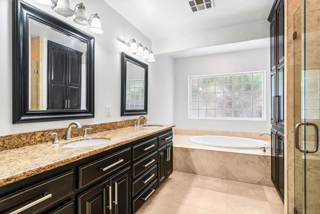 2898 N Sunrise Way, Palm Springs, CA 92262