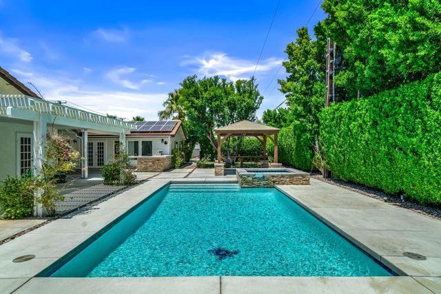 2898 N Sunrise Way, Palm Springs, CA 92262