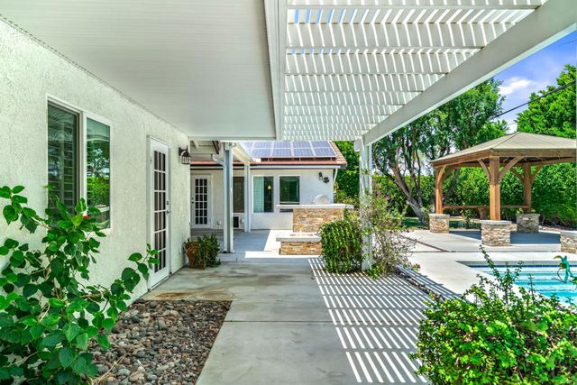 2898 N Sunrise Way, Palm Springs, CA 92262