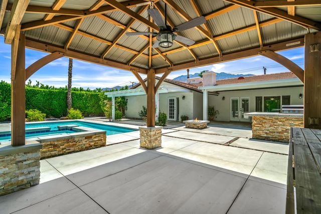 2898 N Sunrise Way, Palm Springs, CA 92262