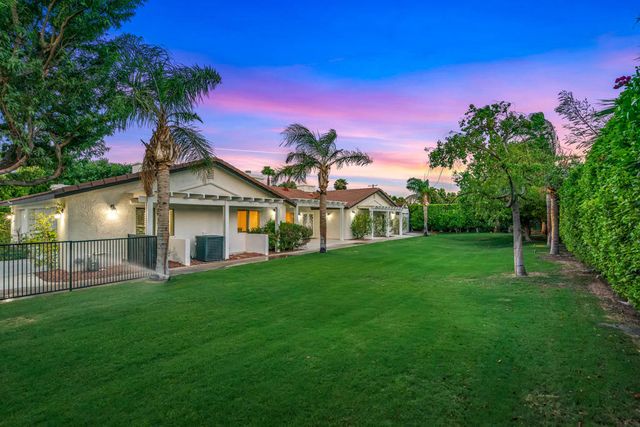 2898 N Sunrise Way, Palm Springs, CA 92262