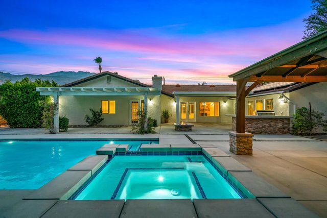 2898 N Sunrise Way, Palm Springs, CA 92262