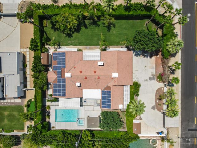 2898 N Sunrise Way, Palm Springs, CA 92262