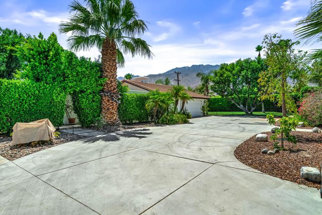 2898 N Sunrise Way, Palm Springs, CA 92262