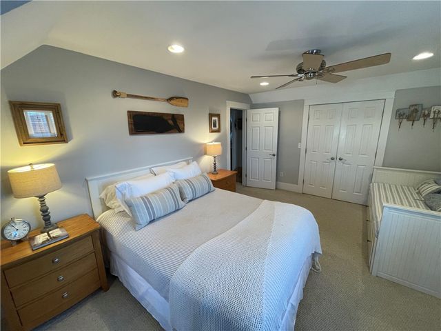 40 Keeher Avenue, Newport, RI 02840