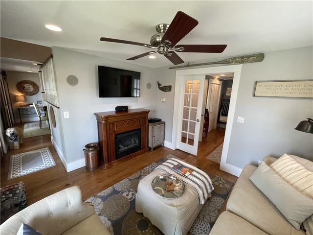 40 Keeher Avenue, Newport, RI 02840