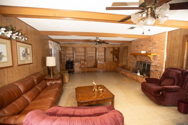 1247 Silverwood Dr, Baton Rouge, LA 70807