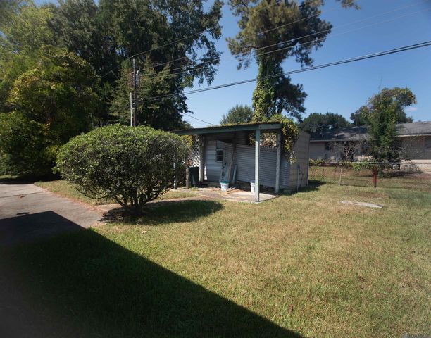 1247 Silverwood Dr, Baton Rouge, LA 70807