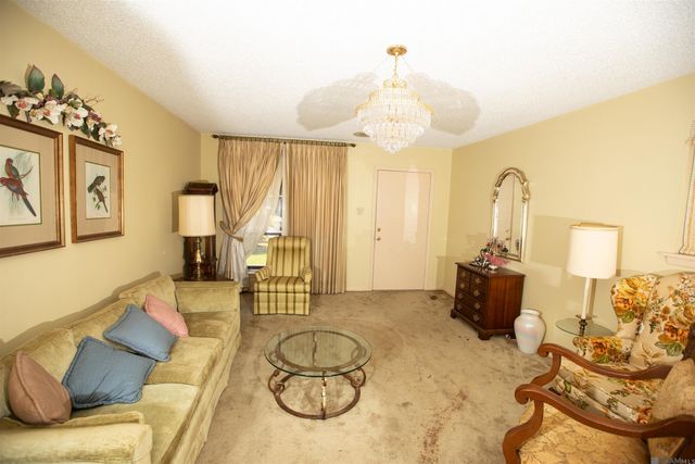 1247 Silverwood Dr, Baton Rouge, LA 70807