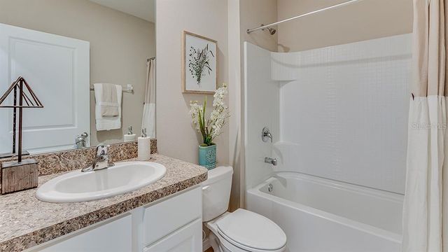 5290 SW 51ST ROAD, Gainesville, FL 32608