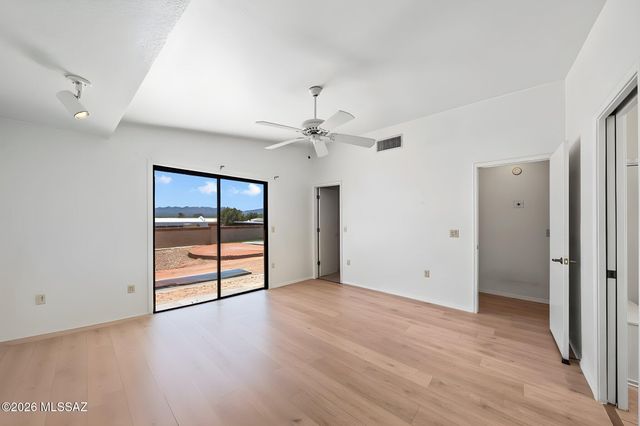 184 E Camino De Diana, Green Valley, AZ 85614