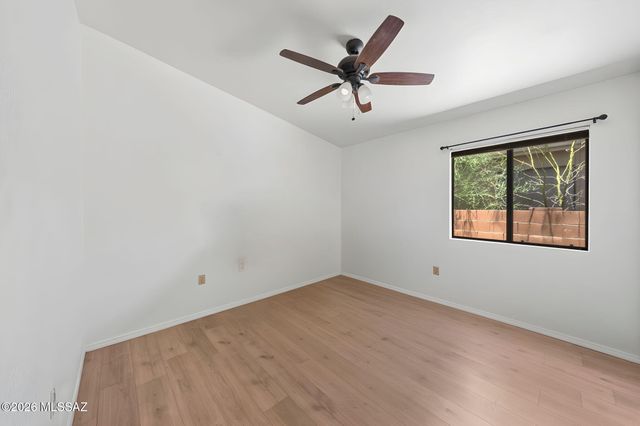 184 E Camino De Diana, Green Valley, AZ 85614