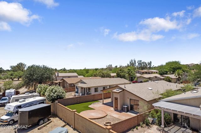 184 E Camino De Diana, Green Valley, AZ 85614