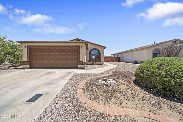 184 E Camino De Diana, Green Valley, AZ 85614