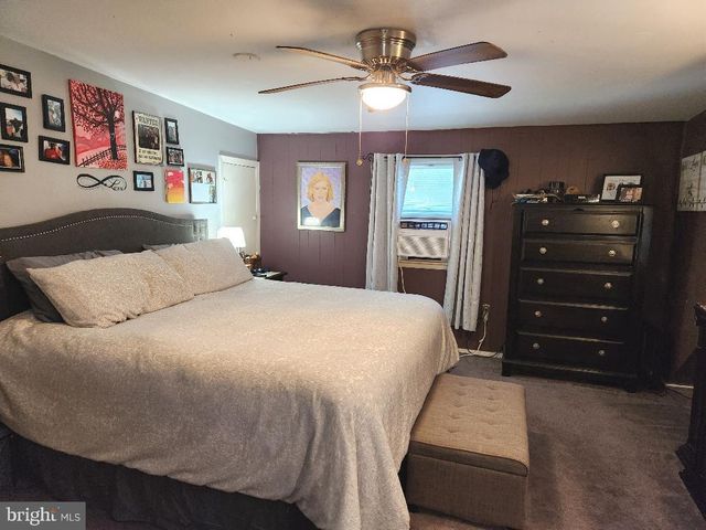 688 CARLISLE DR, Morrisville, PA 19067