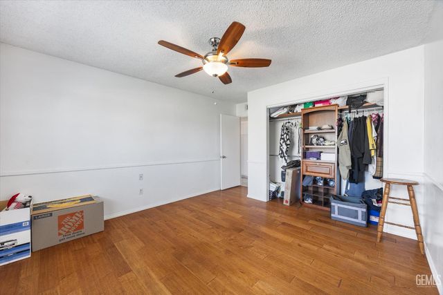 2504 Bex Hill Court, Bakersfield, CA 93309