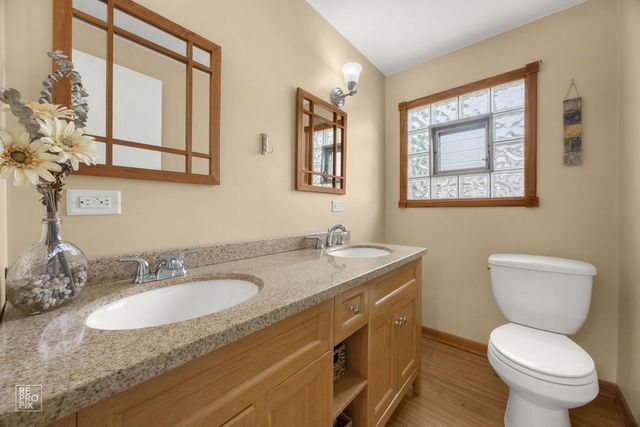 69 E Medill Avenue, Northlake, IL 60164