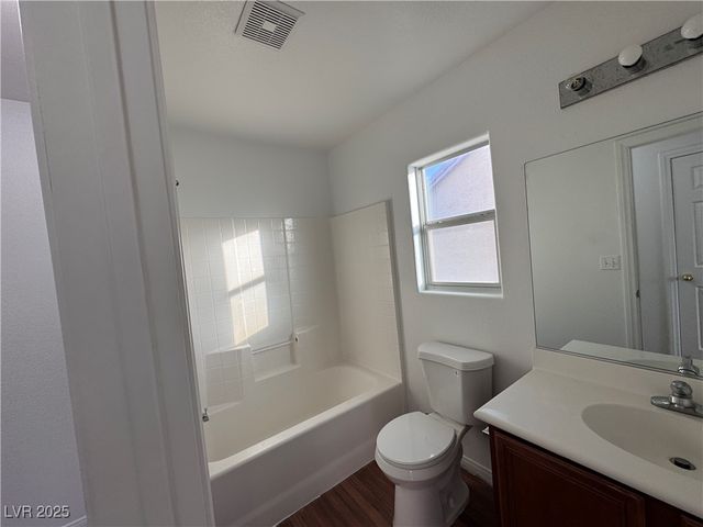 5196 Floralita Street, Las Vegas, NV 89122