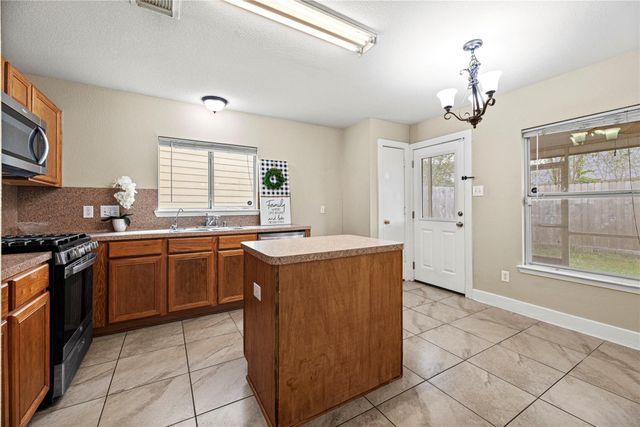 5715 Silver Oak Drive, Missouri City, TX 77459
