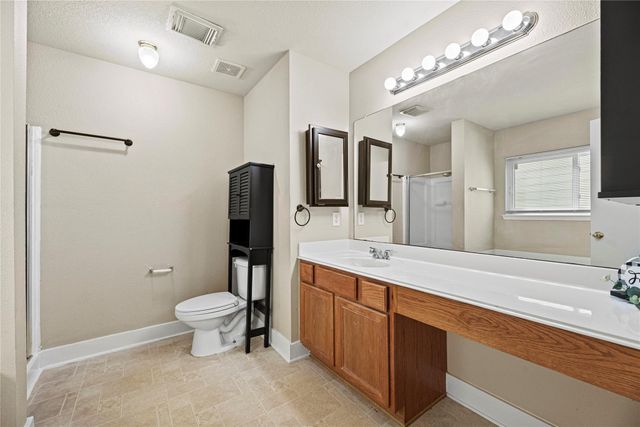 5715 Silver Oak Drive, Missouri City, TX 77459