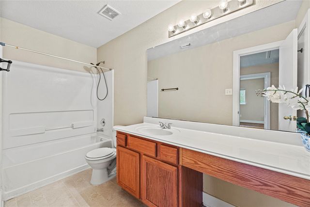 5715 Silver Oak Drive, Missouri City, TX 77459