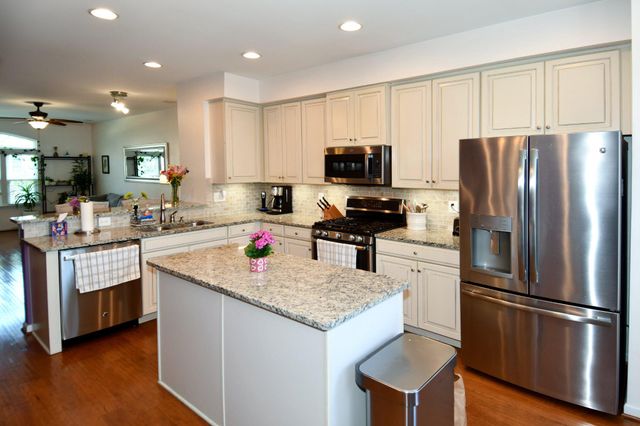 1665 DOROTHY LN, Woodbridge, VA 22191