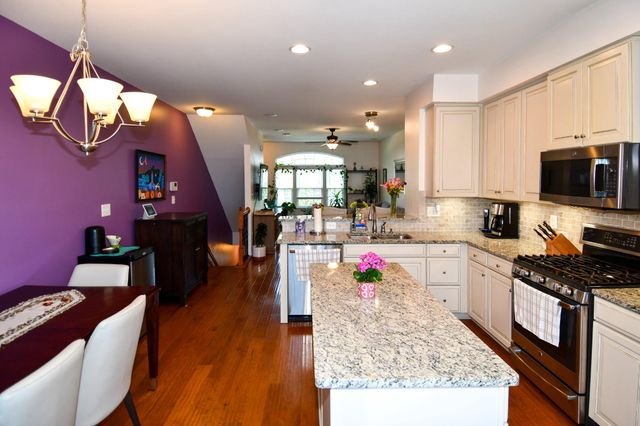 1665 DOROTHY LN, Woodbridge, VA 22191