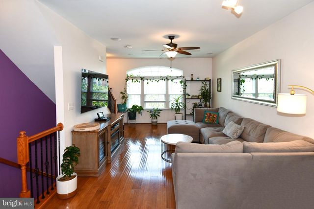 1665 DOROTHY LN, Woodbridge, VA 22191