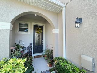 35 CANTERBURY BELL DRIVE, Oviedo, FL 32765