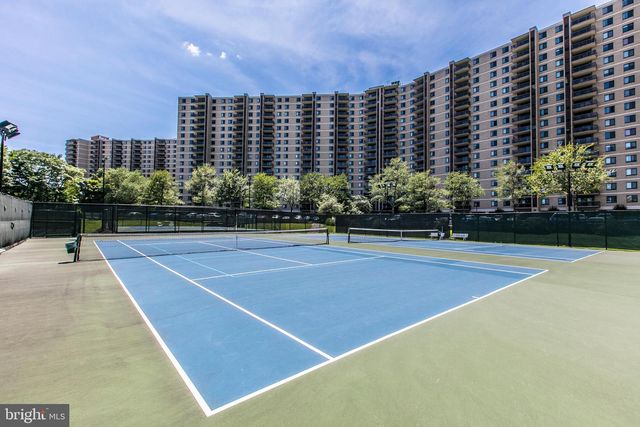 203 YOAKUM PKWY #519, Alexandria, VA 22304