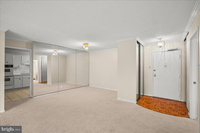 203 YOAKUM PKWY #519, Alexandria, VA 22304