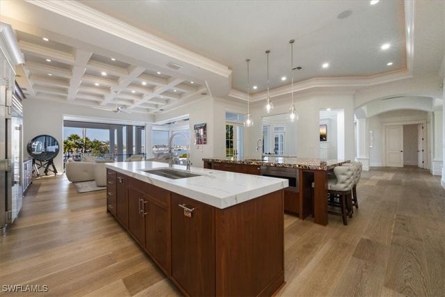 793 17th AVE S, Naples, FL 34102