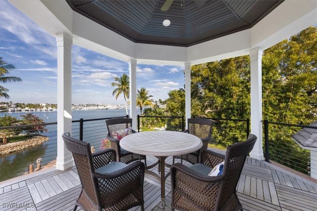 793 17th AVE S, Naples, FL 34102