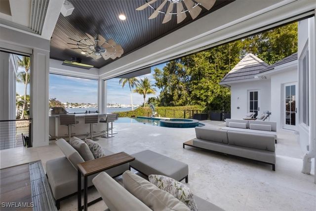 793 17th AVE S, Naples, FL 34102