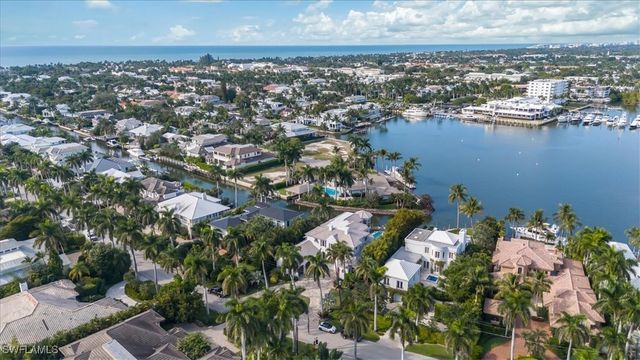 793 17th AVE S, Naples, FL 34102