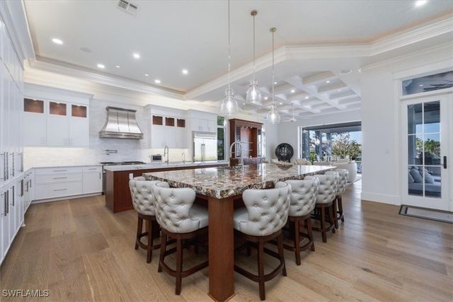 793 17th AVE S, Naples, FL 34102