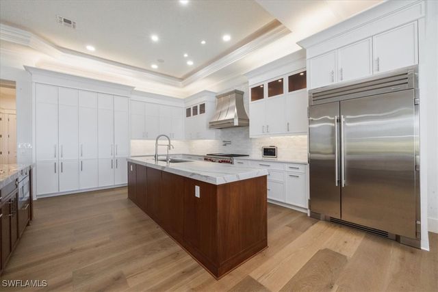 793 17th AVE S, Naples, FL 34102