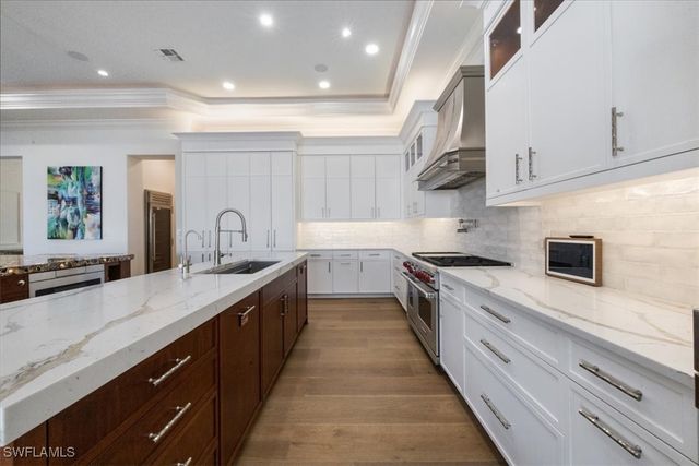 793 17th AVE S, Naples, FL 34102