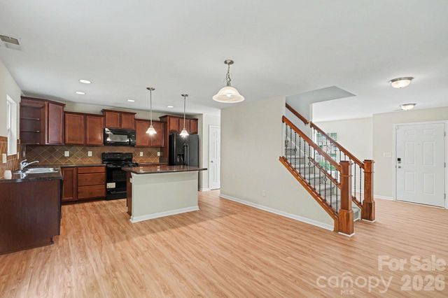 7227 Cypress Ridge Drive, Charlotte, NC 28262
