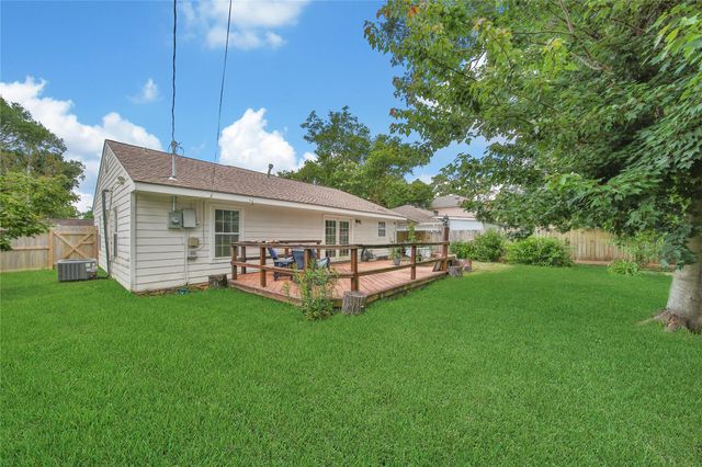 1038 Lamonte Lane, Houston, TX 77018
