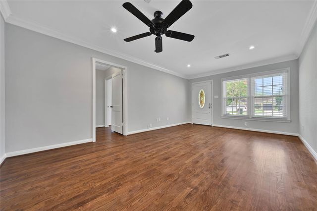 1038 Lamonte Lane, Houston, TX 77018