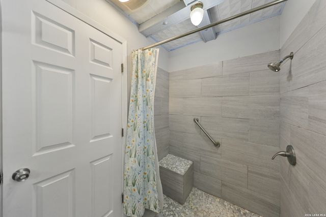 106 Waugh, San Antonio, TX 78223