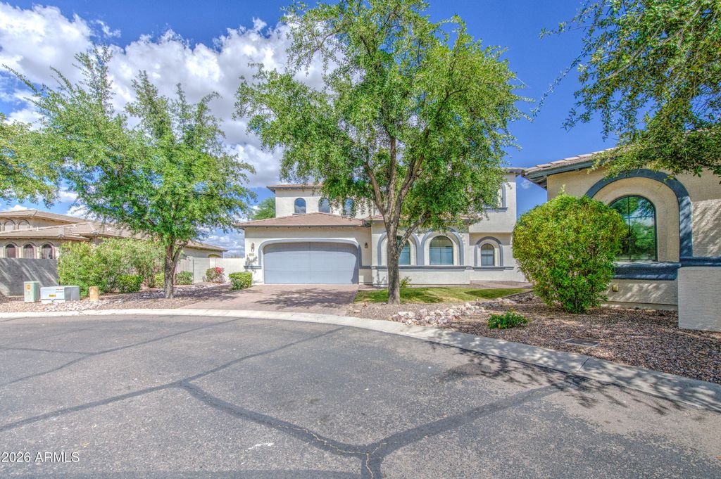 7917 S 32nd Terrace, Phoenix, AZ 85042 — photo 3