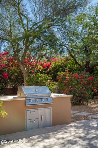 11753 E PARKVIEW Lane, Scottsdale, AZ 85255